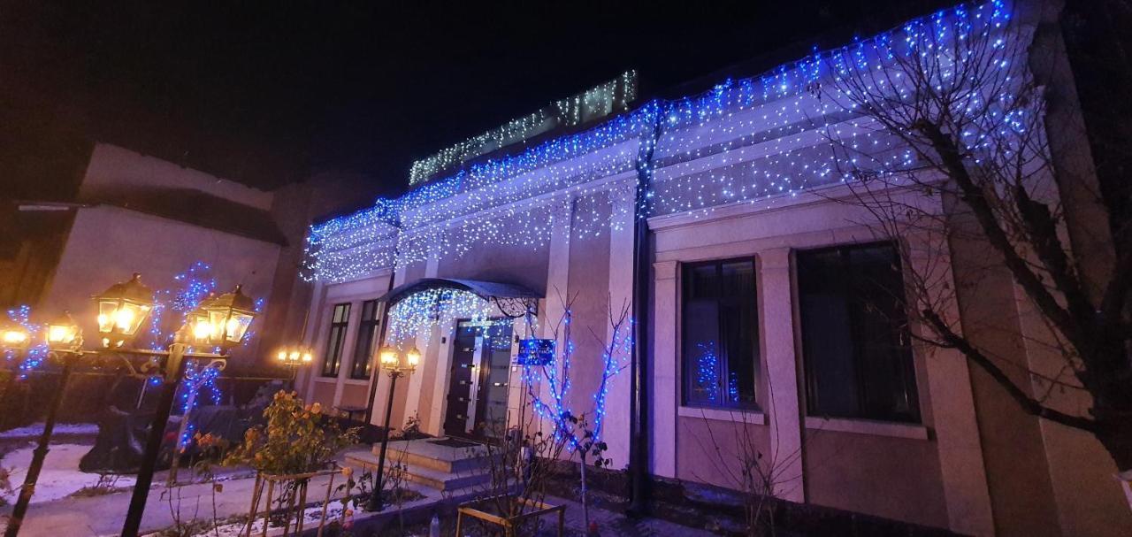 Hotel Casa Domneasca Rarau Câmpulung Moldovenesc Esterno foto